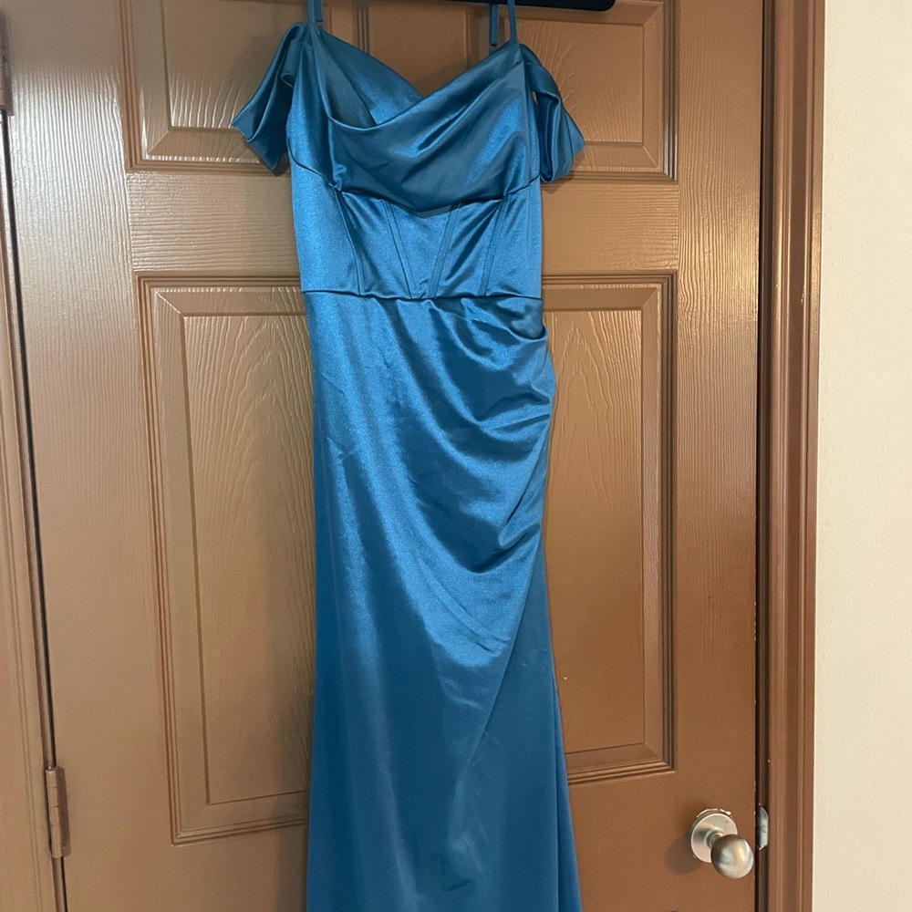 Elegant Blue Off-Shoulder Dress